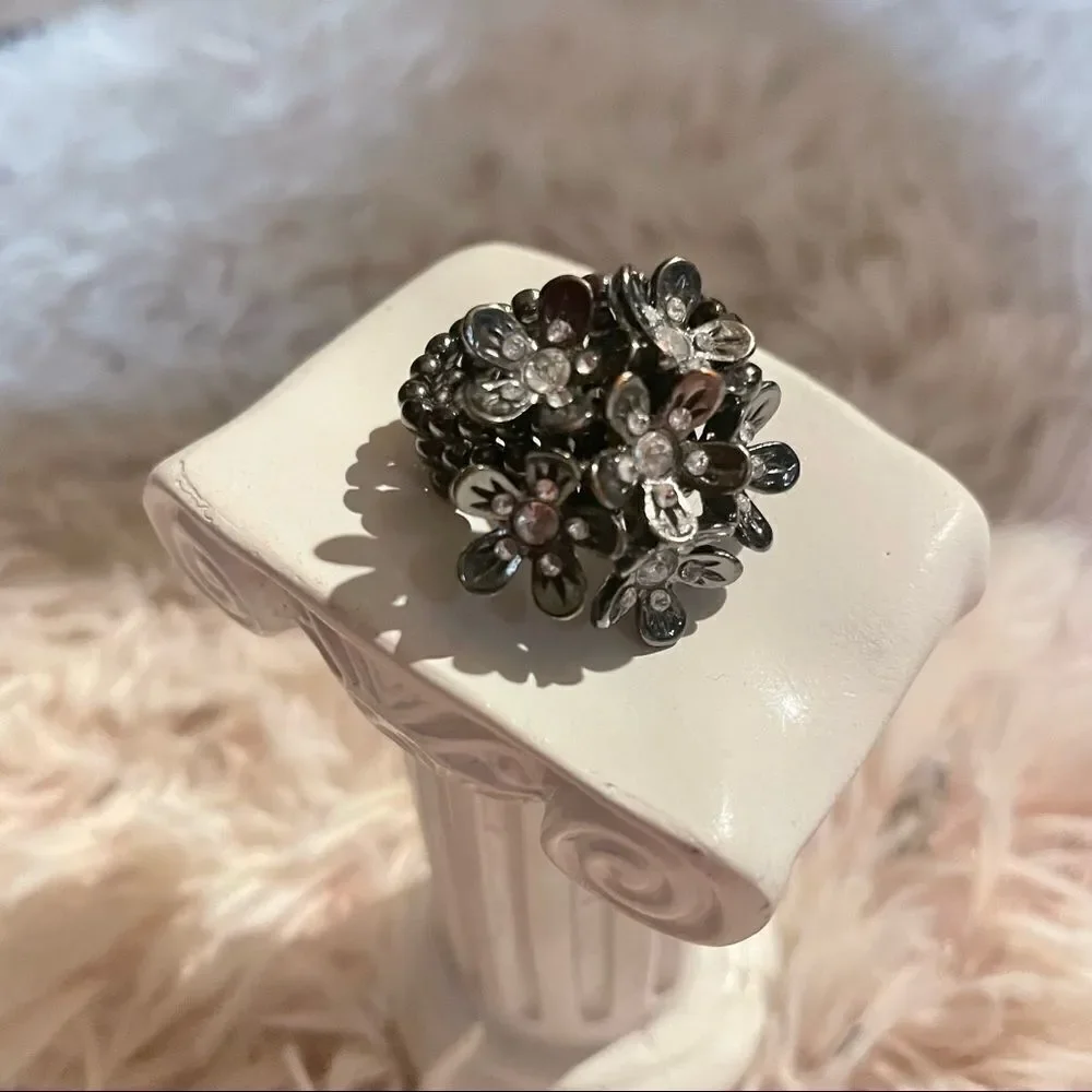 Vintage Y2K Gunmetal &Rhinestone Funky Floral Statement Costume Cocktail Jewelry